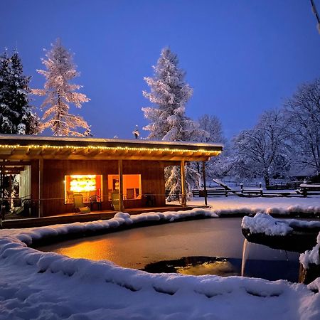 Holiday Raj Besenova Luaran gambar
