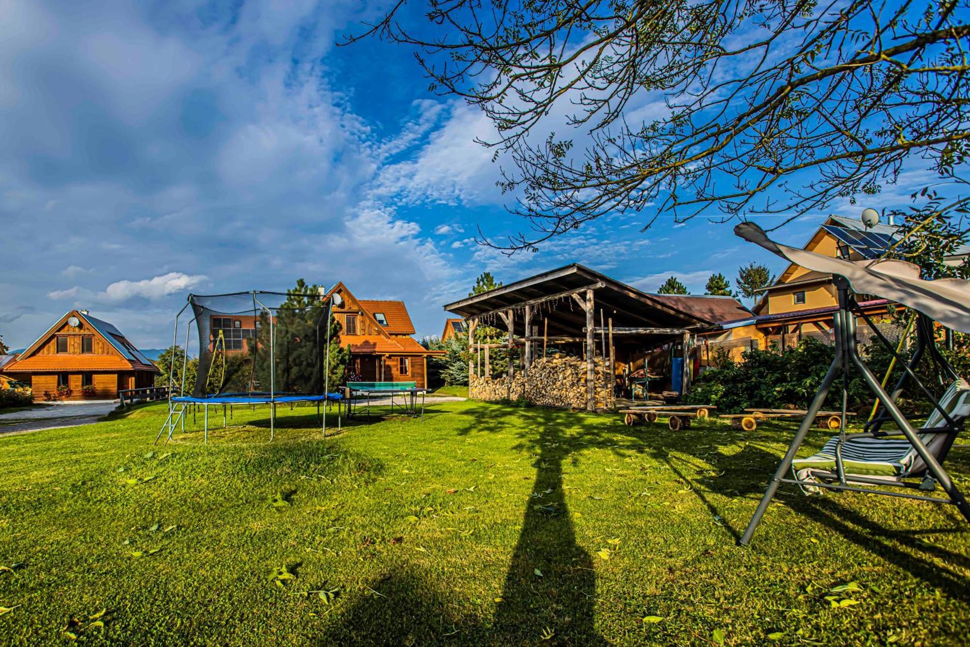 Holiday Raj Besenova Luaran gambar